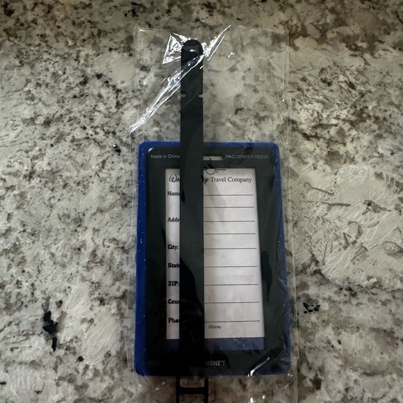 American Tourister Official Luggage Of Disneyland 60th Anniversary Luggage Tag - Picture 4 of 4